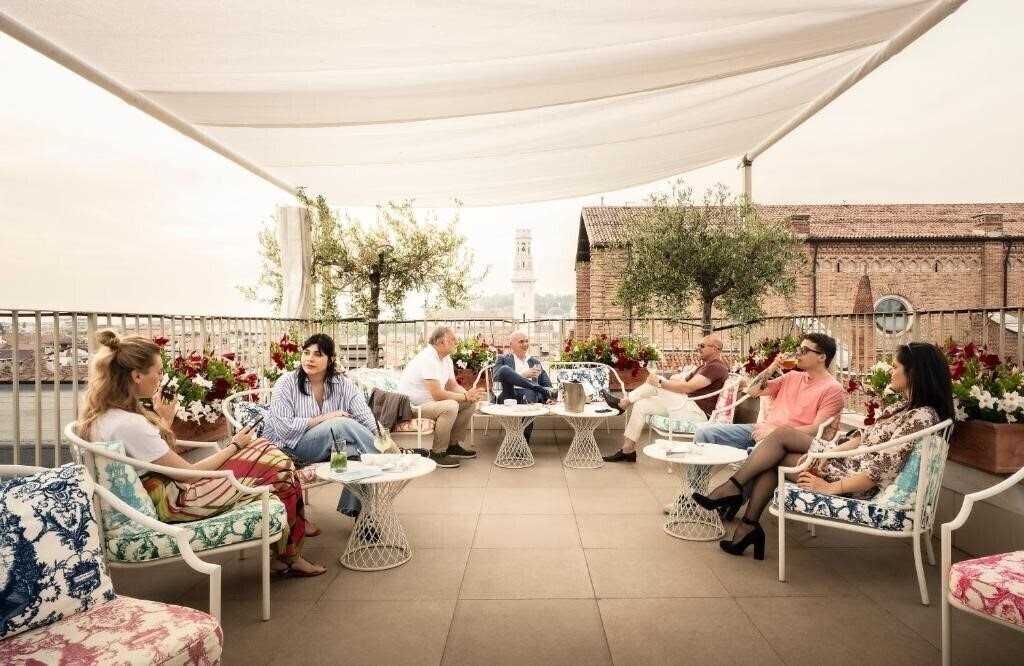 Готель Due Torri Hotel 5*