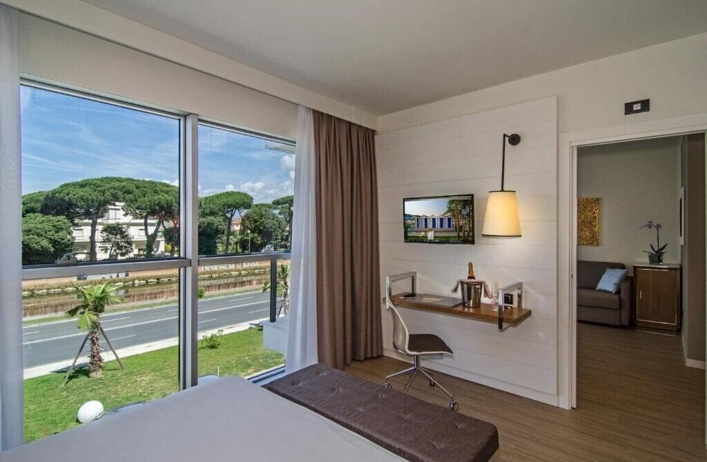Территория Abitalia Viareggio 4*