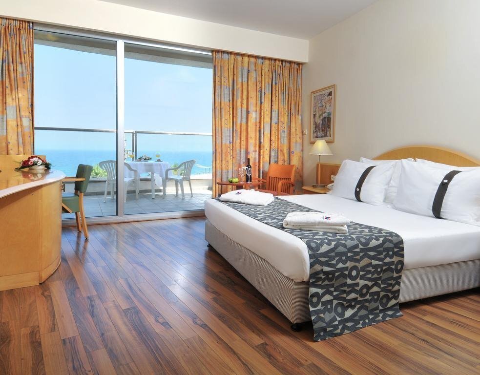 Панорама Holiday Inn Ashkelon 4*