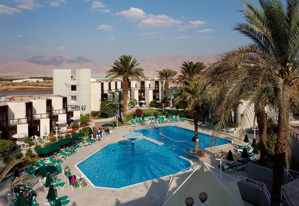 Готель Isrotel Riviera 3*