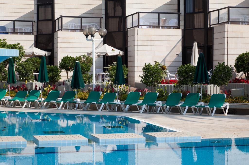 Апартаменти Isrotel Riviera 3*