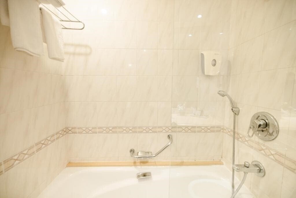 Панорама Grand Court 4*