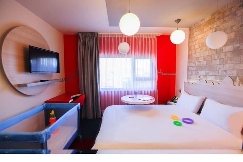 Территория Ibis Styles Jerusalem Sheikh Jarrah 3*