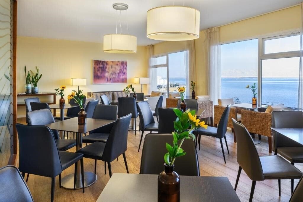 Вид Isrotel Dead Sea 5*