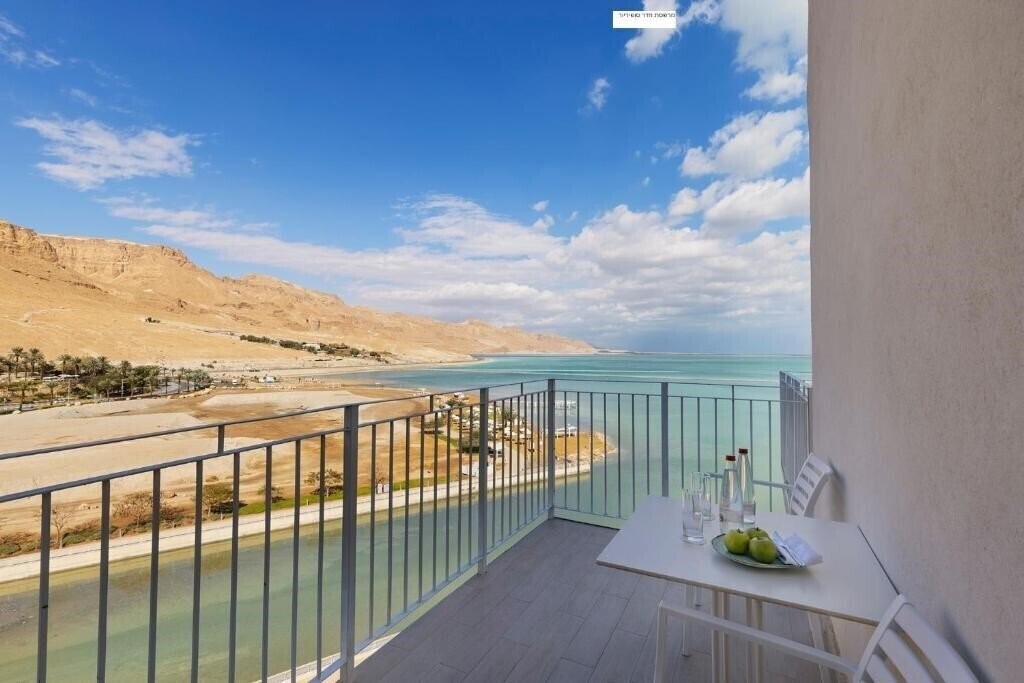 Панорама Hod Dead Sea 4*