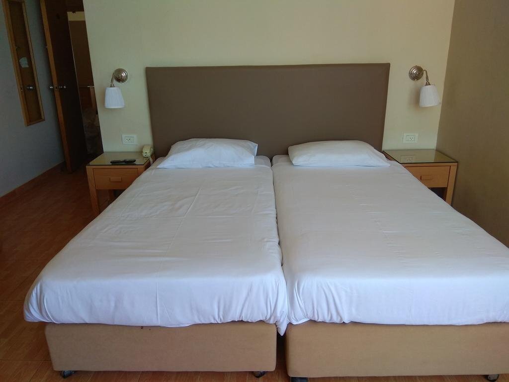 Фото Sea Park Hotel 3*