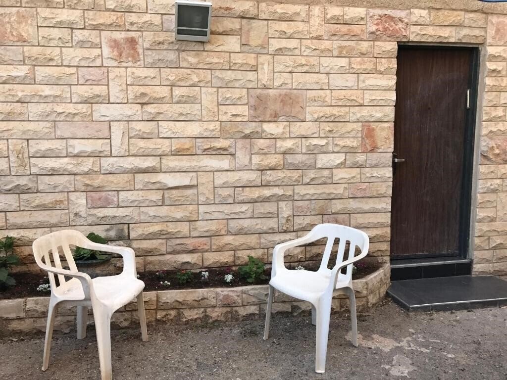 Изображение Cozy Modern Apartment Near The Sea In City Center апартаменты