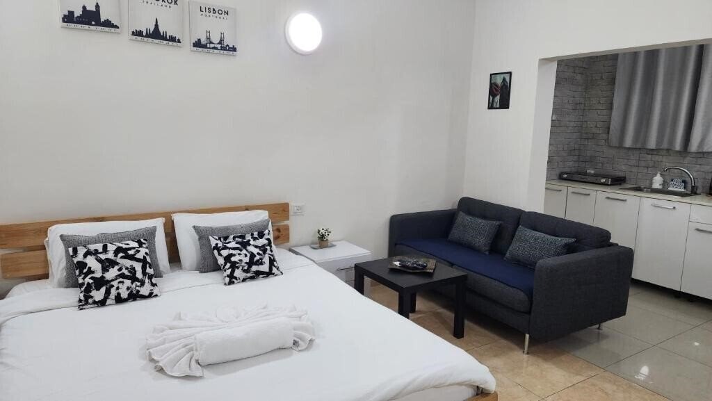 Отель David Hameleh House отель без категории