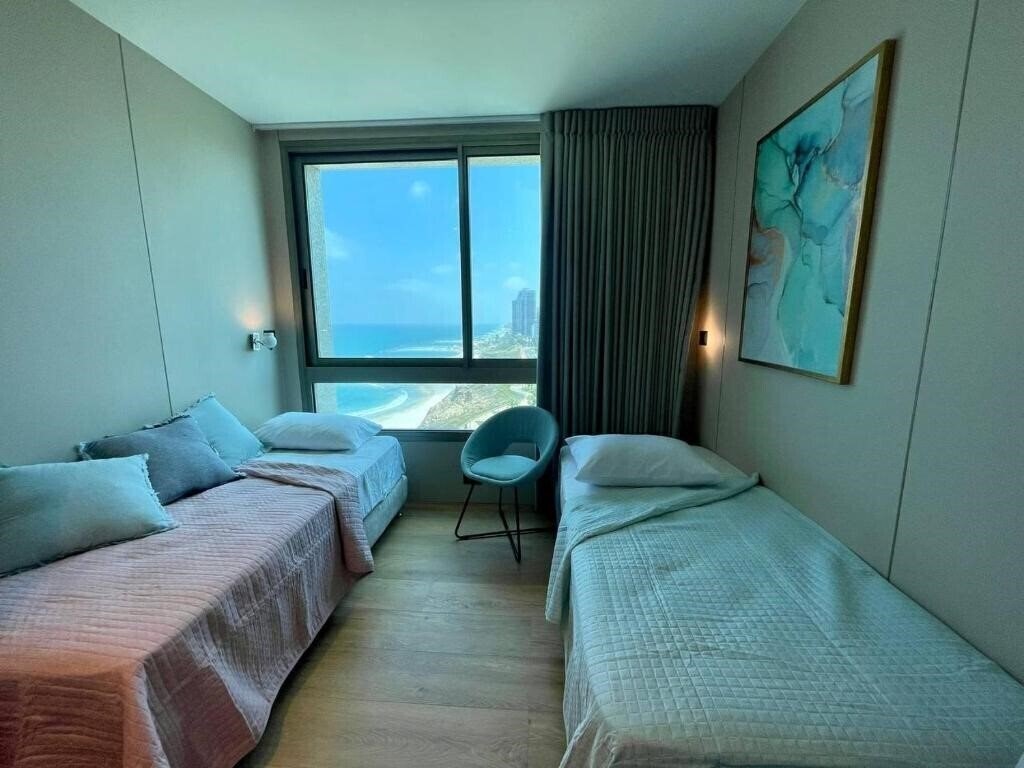 Апартаменты C Tower Apartments апартаменты