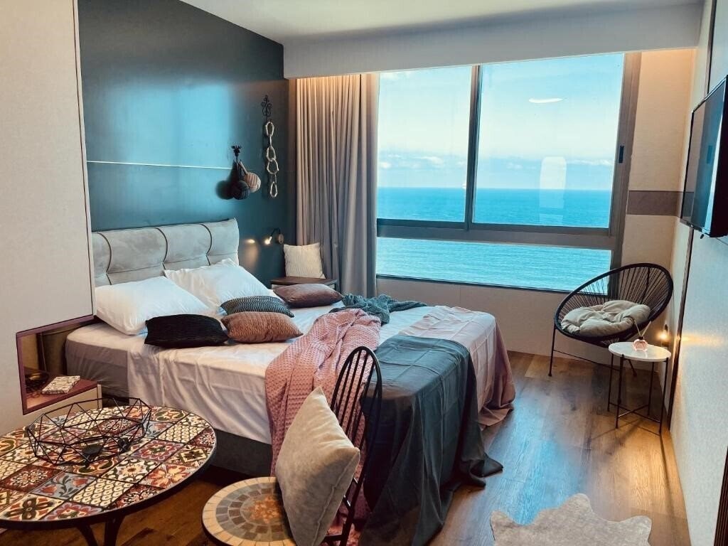 Отель C Tower Apartments апартаменты