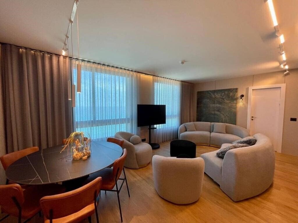 Картинка C Tower Apartments апартаменты