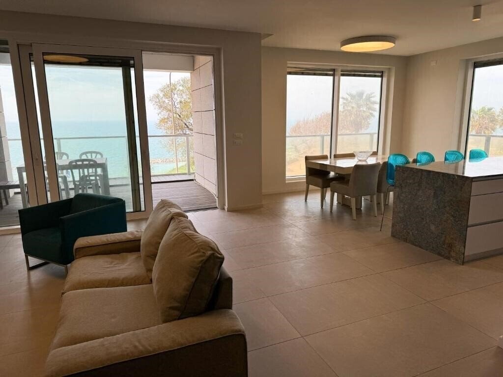 Картинка Prince Palace Netanya Central Beach 4*