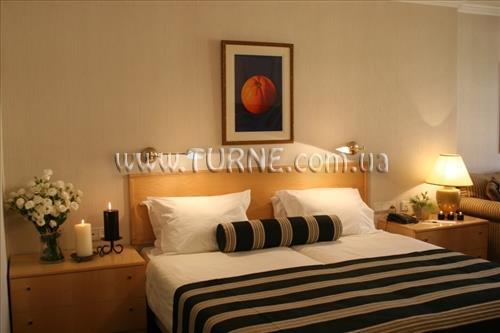 Панорама The Seasons 5*