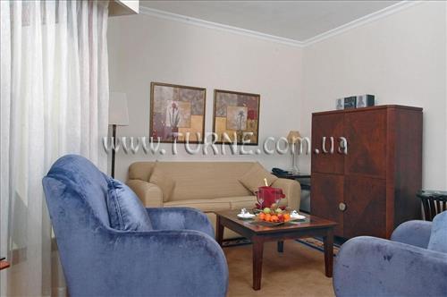 Апартаменты The Carlton 5*