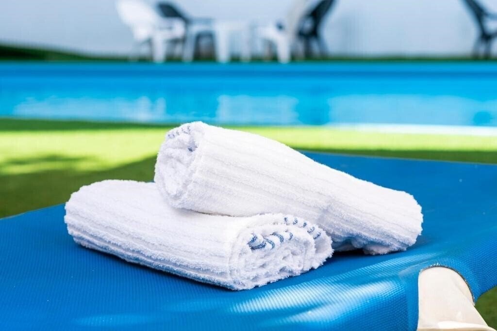 Картинка Leonardo Basel 4*