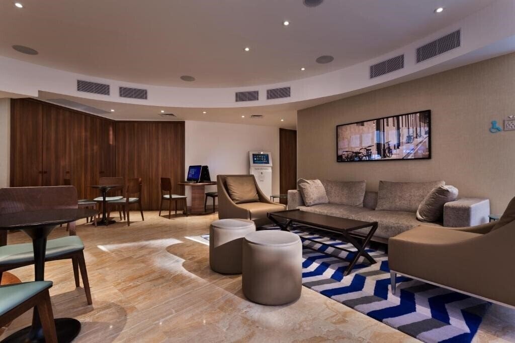 Вид Isrotel Tower Tel Aviv 4*