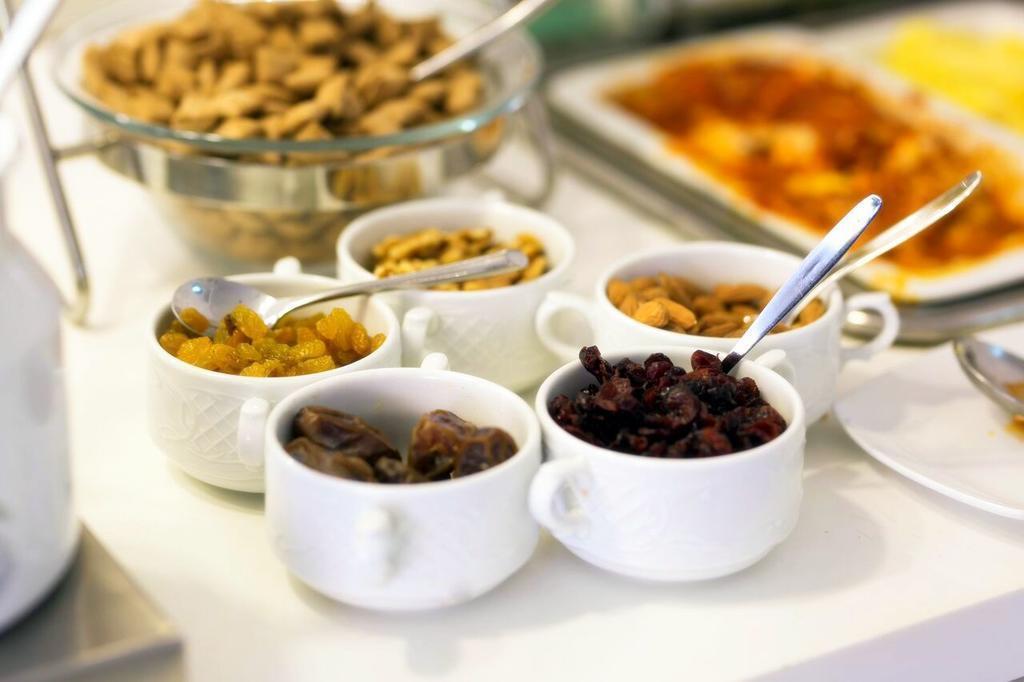 Вид Savoy Tel Aviv 4*