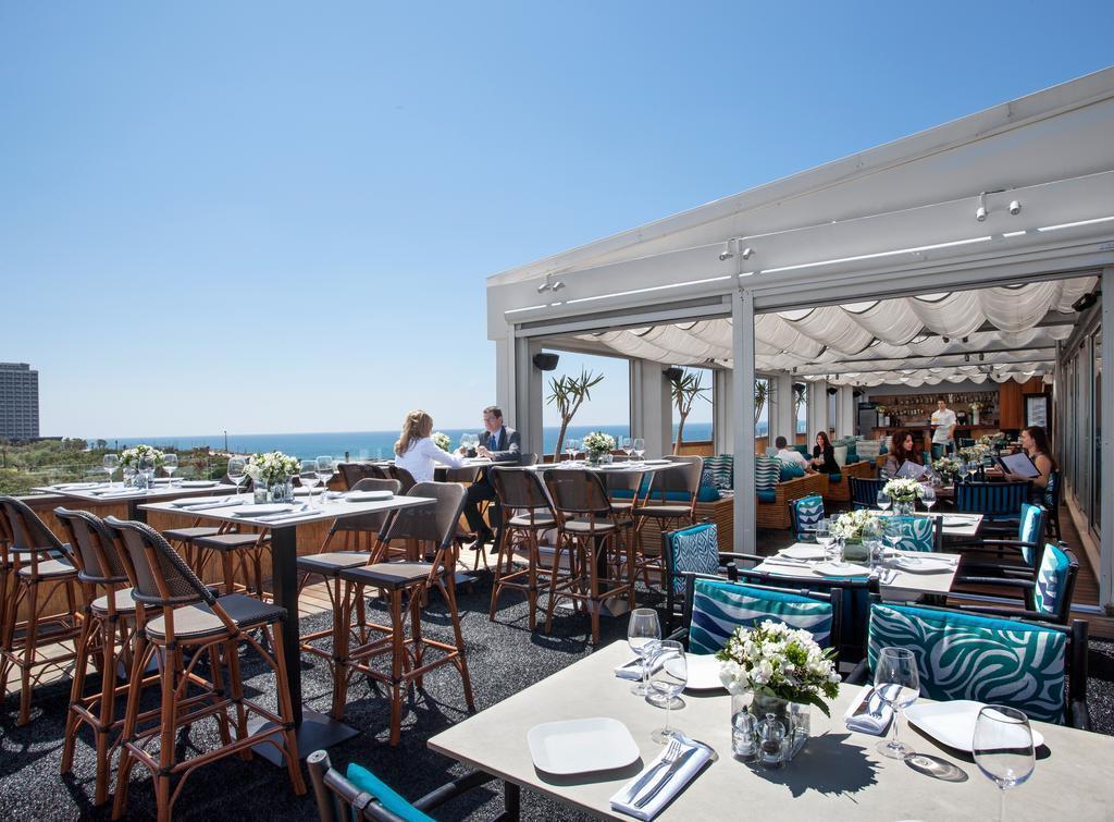 Отель Alexander Suites 4*