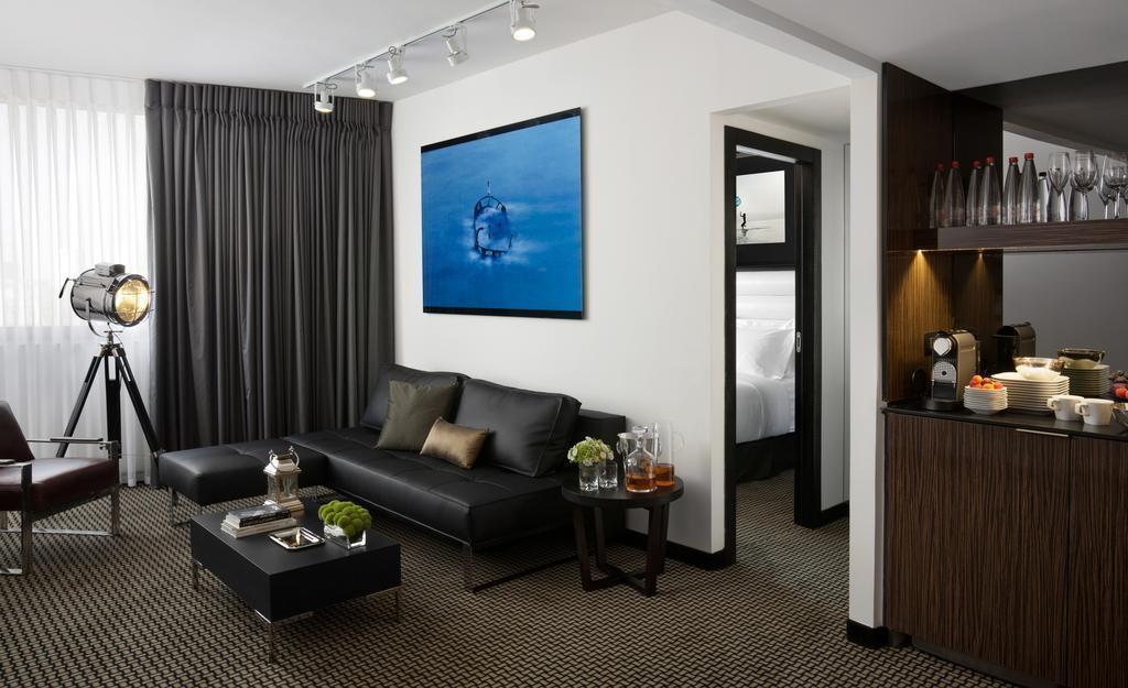 Апартаменты Alexander Suites 4*