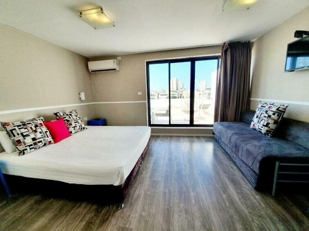 Панорама Dizengoff Sea Residence 3*