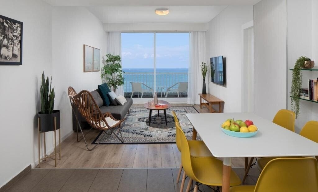 Картинка Sea Executive Suites 4*