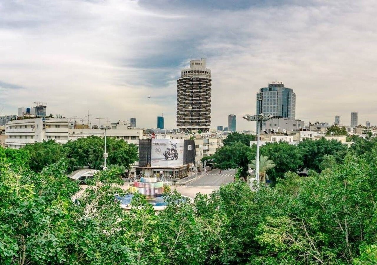 Панорама Whitehouse Boutique Hotel 4*