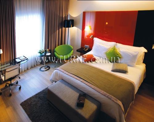 Картинка Crowne Plaza City Centre 5*