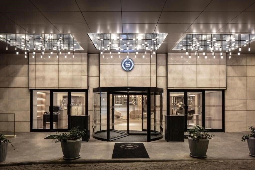 Територія Sheraton Tel Aviv Hotel 5*