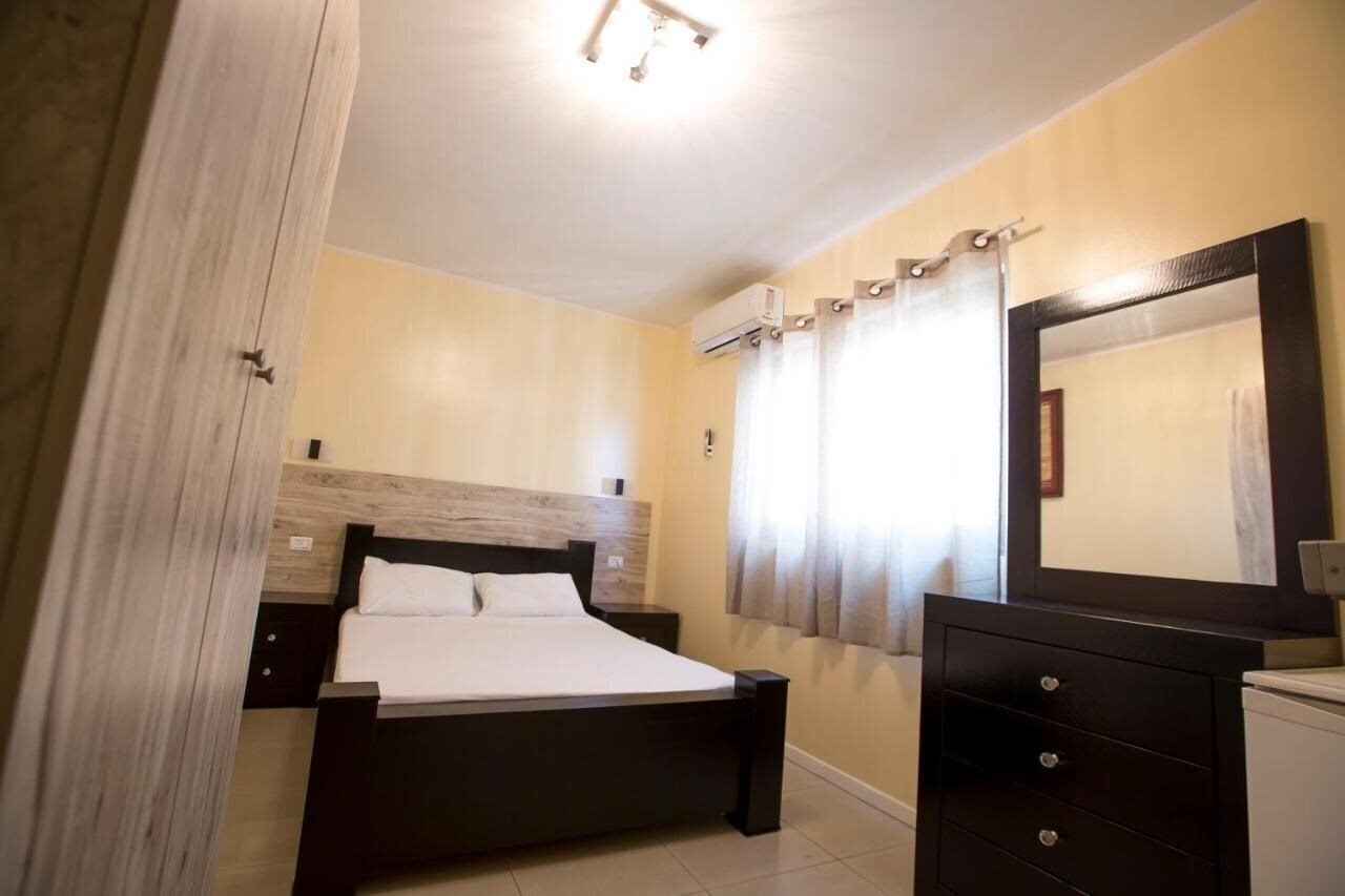 Фото Laguardia Hotel 1*