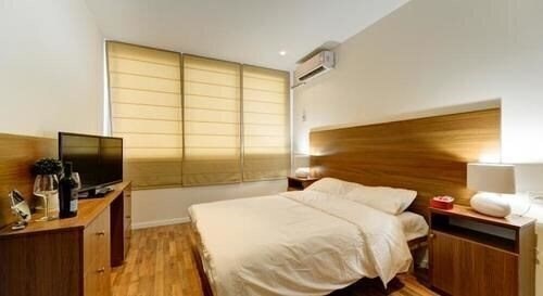 Готель Laguardia Hotel 1*