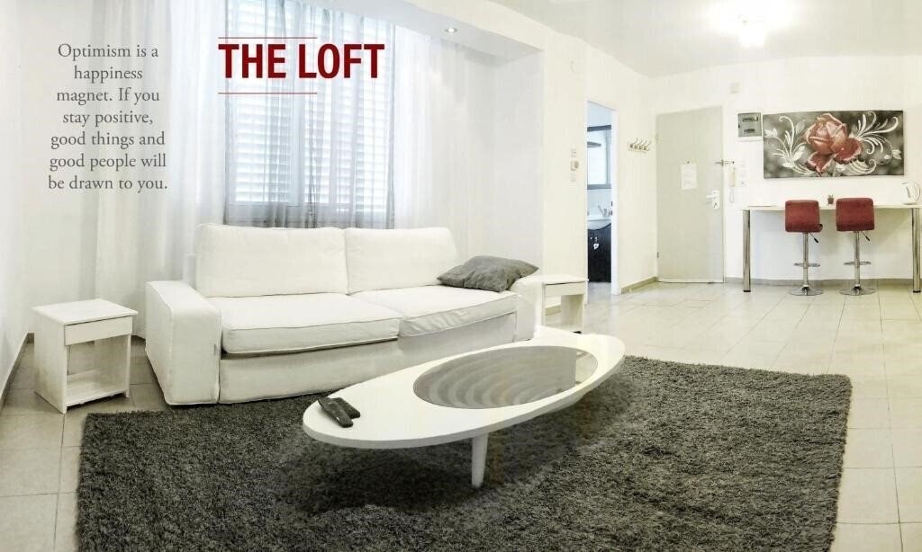 Вид Stylish Tel Aviv Central Loft 4*