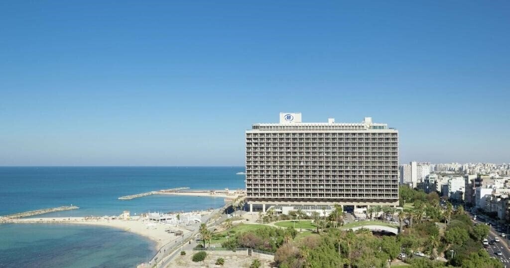 Территория The Vista At Hilton Tel Aviv отель без категории
