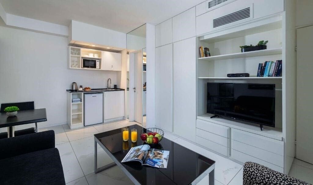 Панорама Best Western Regency Suites 4*