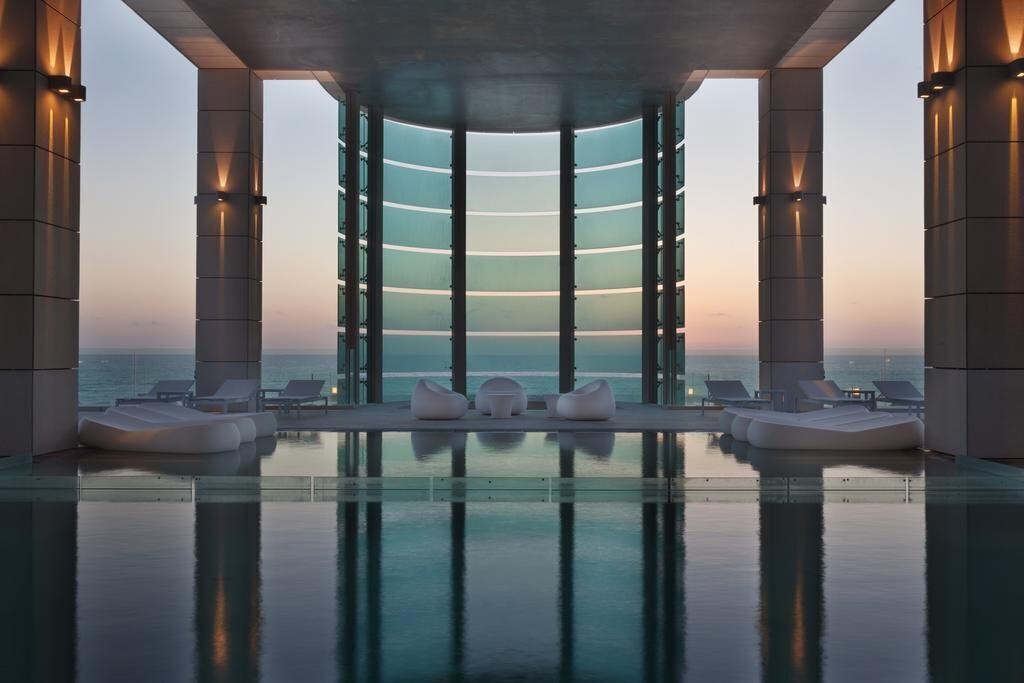 Готель Royal Beach Tel Aviv 5*