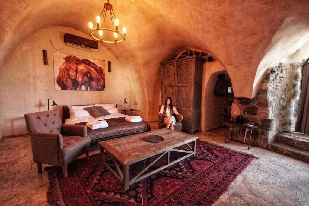 Готель Dona Castle отель без категории