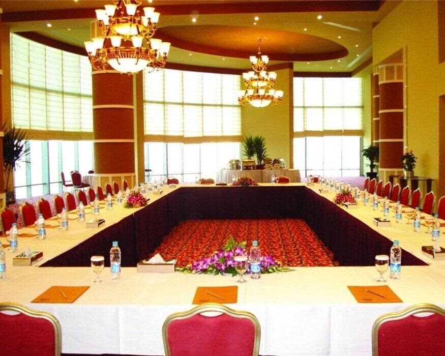 Панорама Best Western Doha Seef Hotel 4*