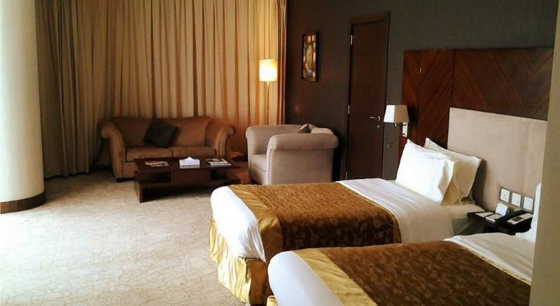 Апартаменты Swiss Belhotel Doha 4*