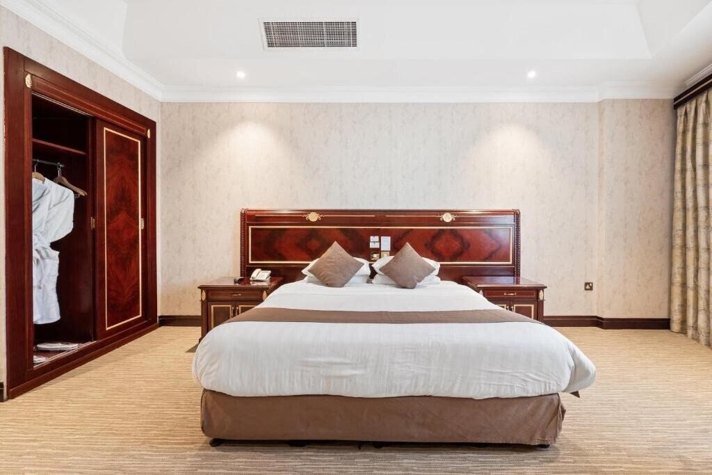 Апартаменти Chairmen Hotel 3*