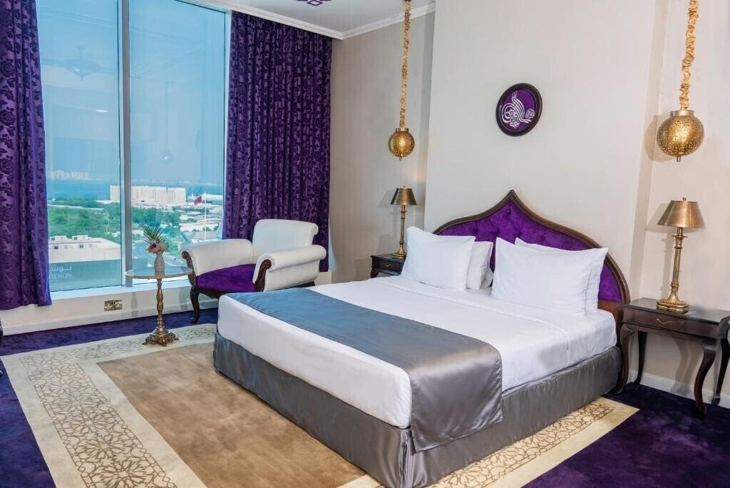 Апартаменти Saraya Corniche Hotel 5*