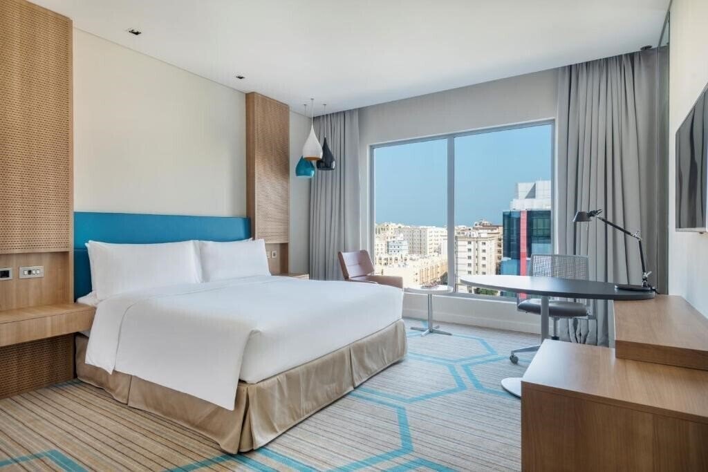 Вид Holiday Inn Doha - The Business Park 4*