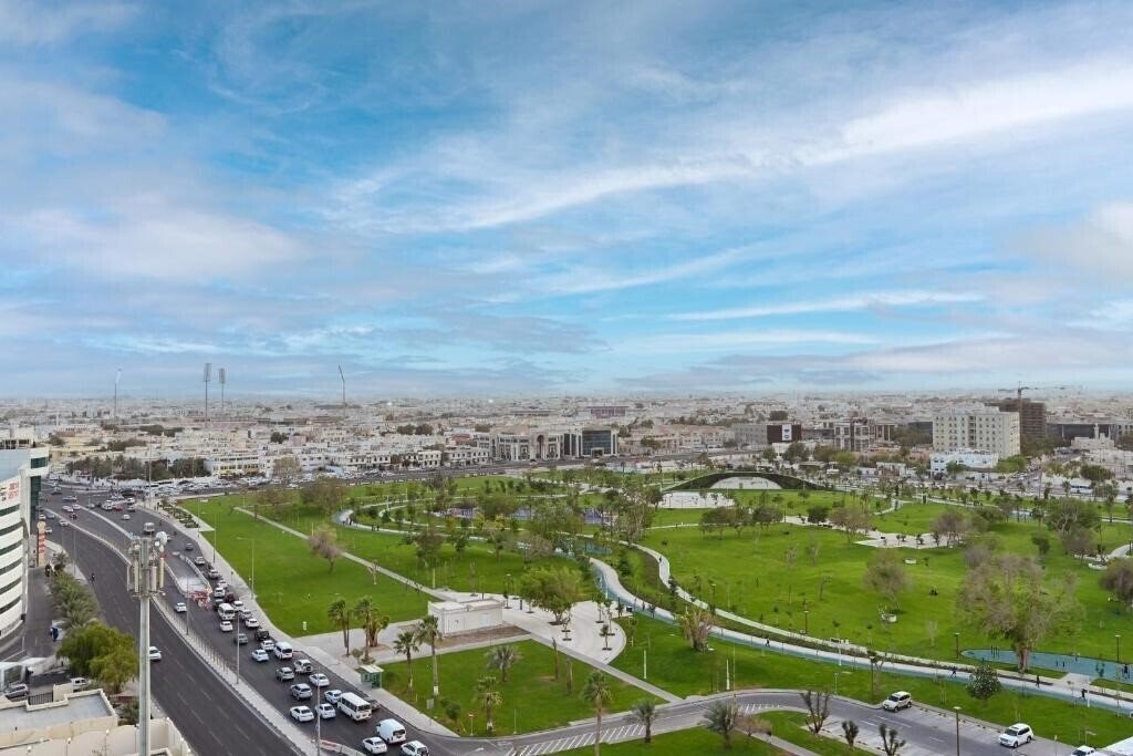 Територія Al Mansour Suites Hotel 4*