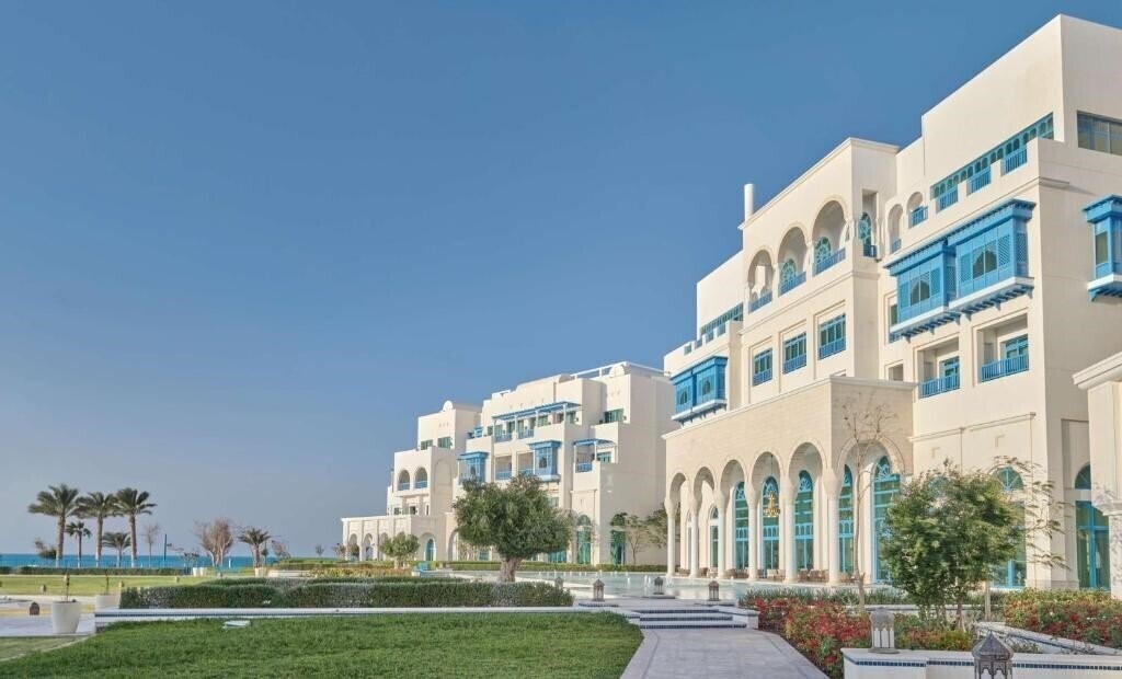 Вид Hilton Salwa Beach Resort & Villas 5*