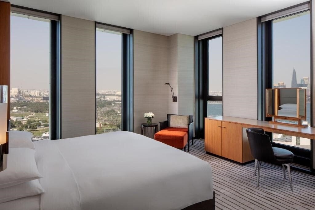 Территория Park Hyatt Doha 5*