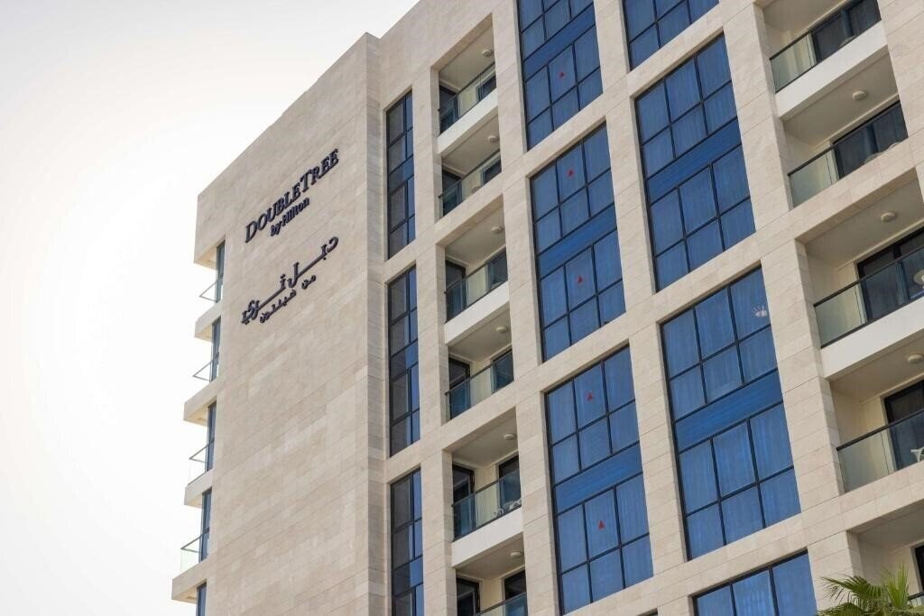 Вид Doubletree By Hilton Doha Downtown 5*