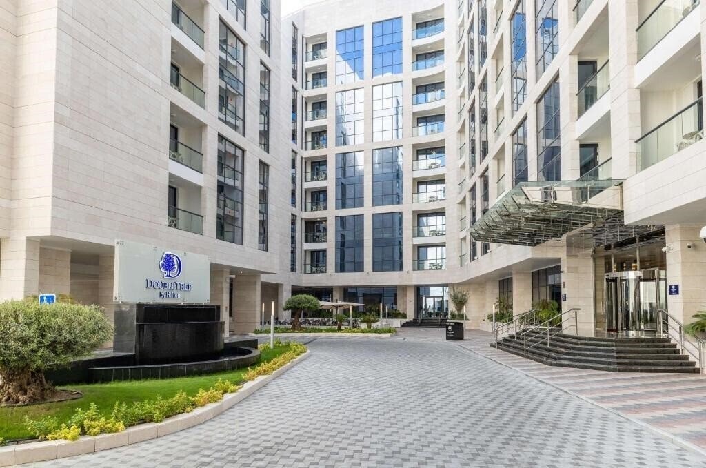 Панорама Doubletree By Hilton Doha Downtown 5*