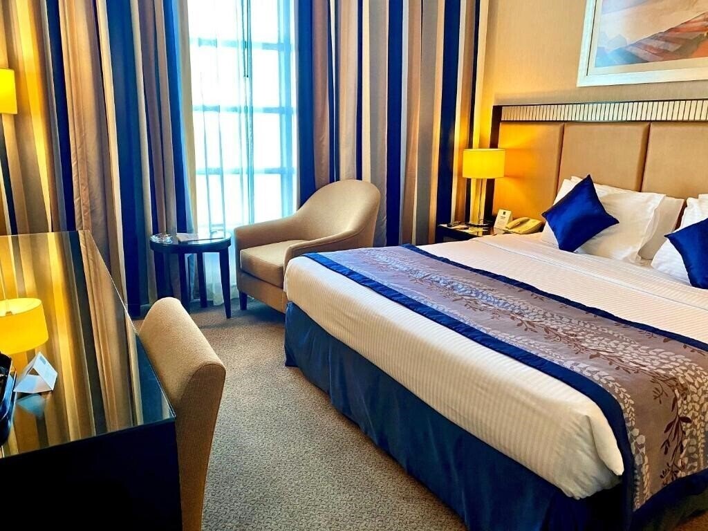 Апартаменты Millennium Central Doha 4*