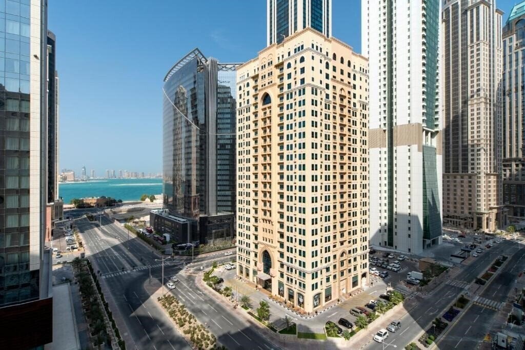 Территория Marriott Executive Apartments City Center Doha 4*