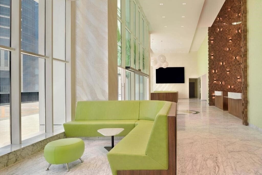 Панорама Elements City Cente 5*