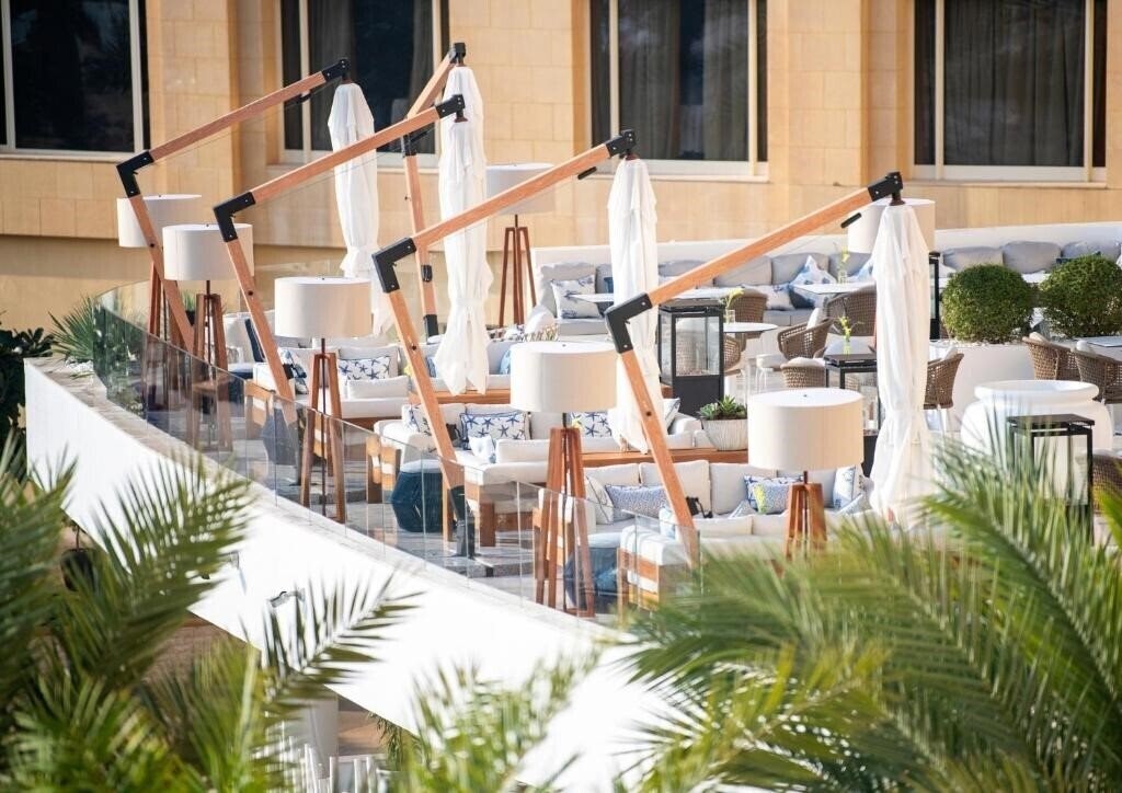 Апартаменты Intercontinental Doha Beach & Spa, An Ihg Hotel 5*