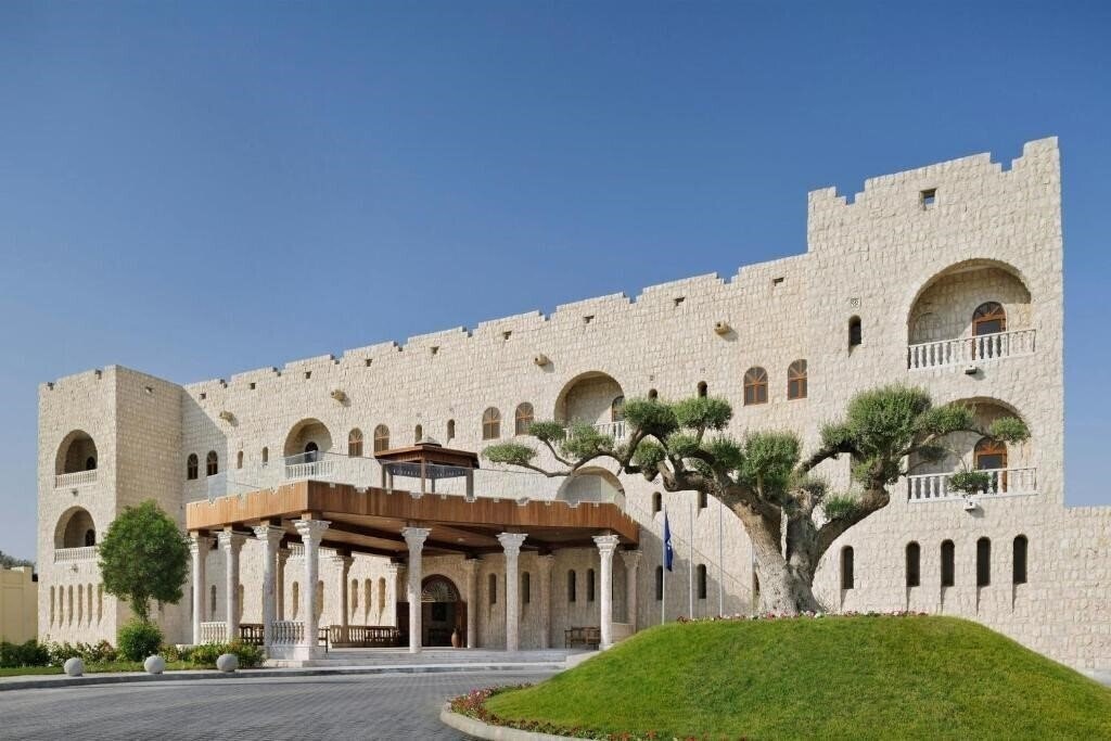 Готель Al Samriya Doha Autograph Collection 5*